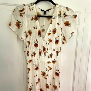 Forever 21 sundress! Sz medium but fits small. NWOT